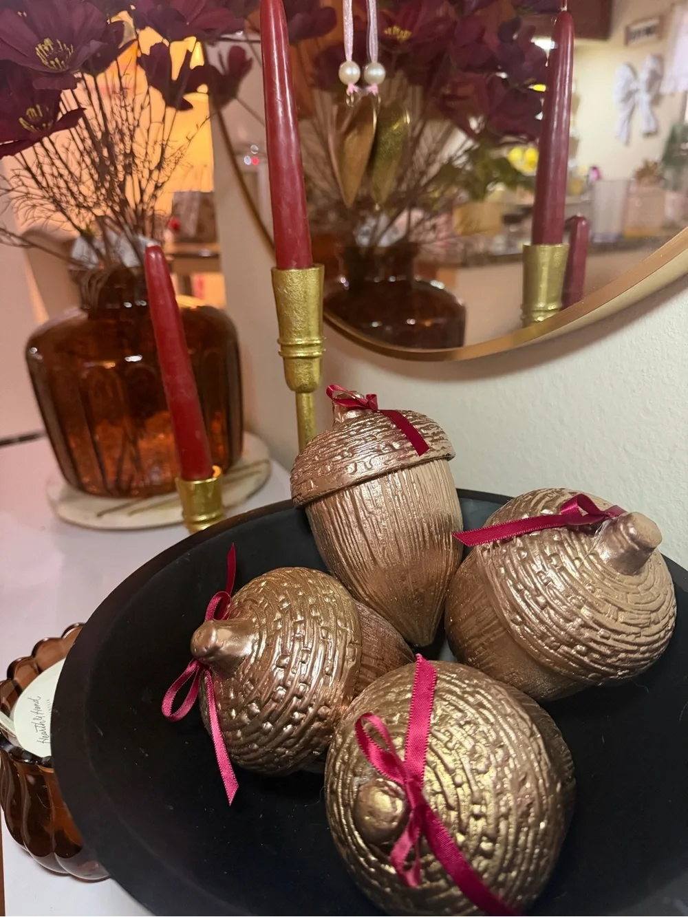 Set 4 Decorative Metallic Acorn Accent .Bronze Finish. 5.4 inches